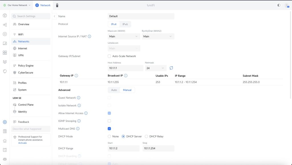 Интерфейс настройки сети UniFi, показывающий параметры сети IPv4, включая IP-шлюз, маску подсети, диапазон DHCP и расширенные опции, такие как мультикаст DNS и режим DHCP-сервера