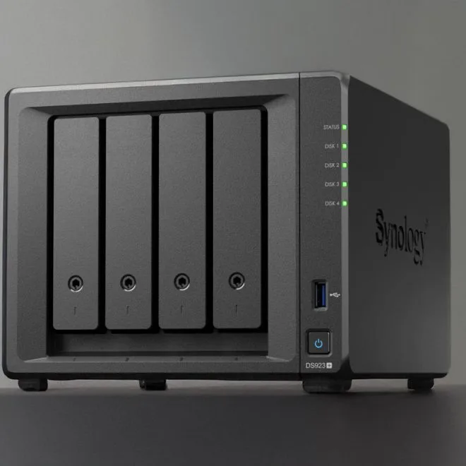 Synology DS923+: Стоит ли покупать в 2025 году?